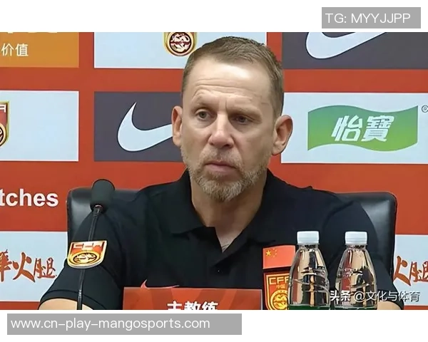 久尔杰维奇:培育年青球员比较复杂,每次集训都是挑选和过滤 久尔杰维奇:培育年青球员比较复杂,每次集训都是挑选和过滤